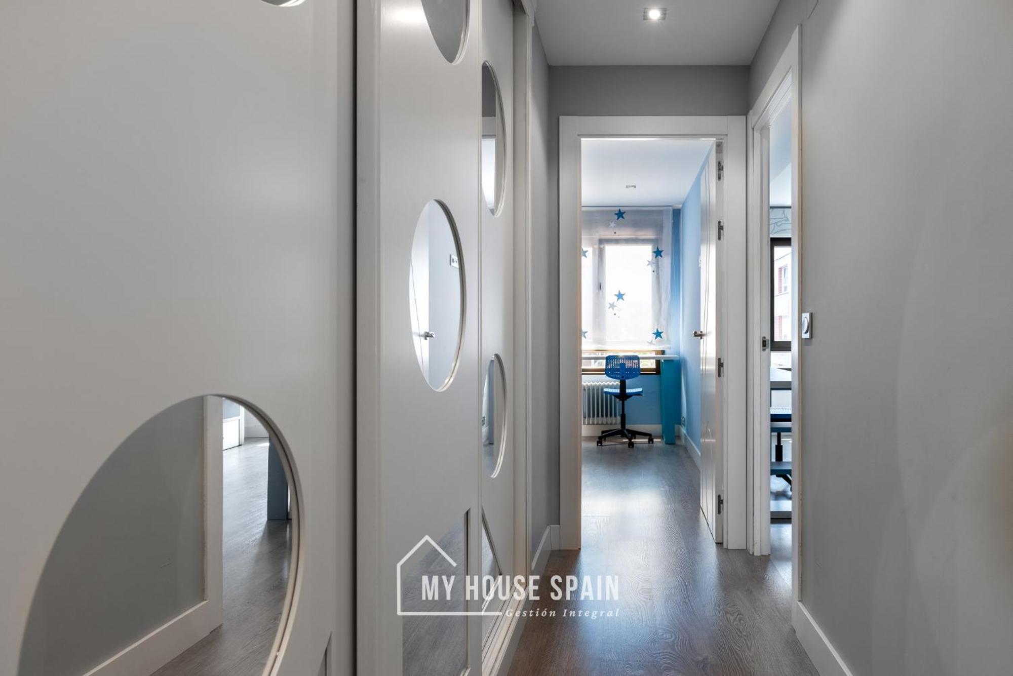 Myhousespain - Espacioso Piso Con Parking Gijón Exterior foto